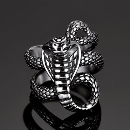 Gothic Punk Cobra Snake Ring for