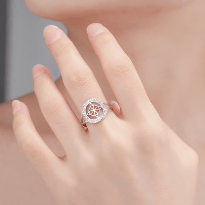 Enchanted Witch's Knot Sacred Circle Ring