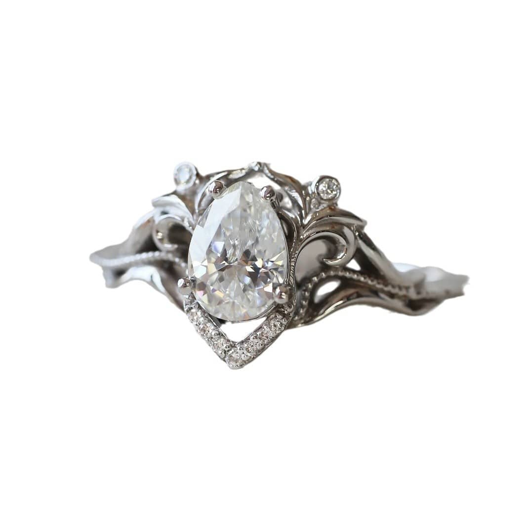 Witch’s Light Crystal Ring