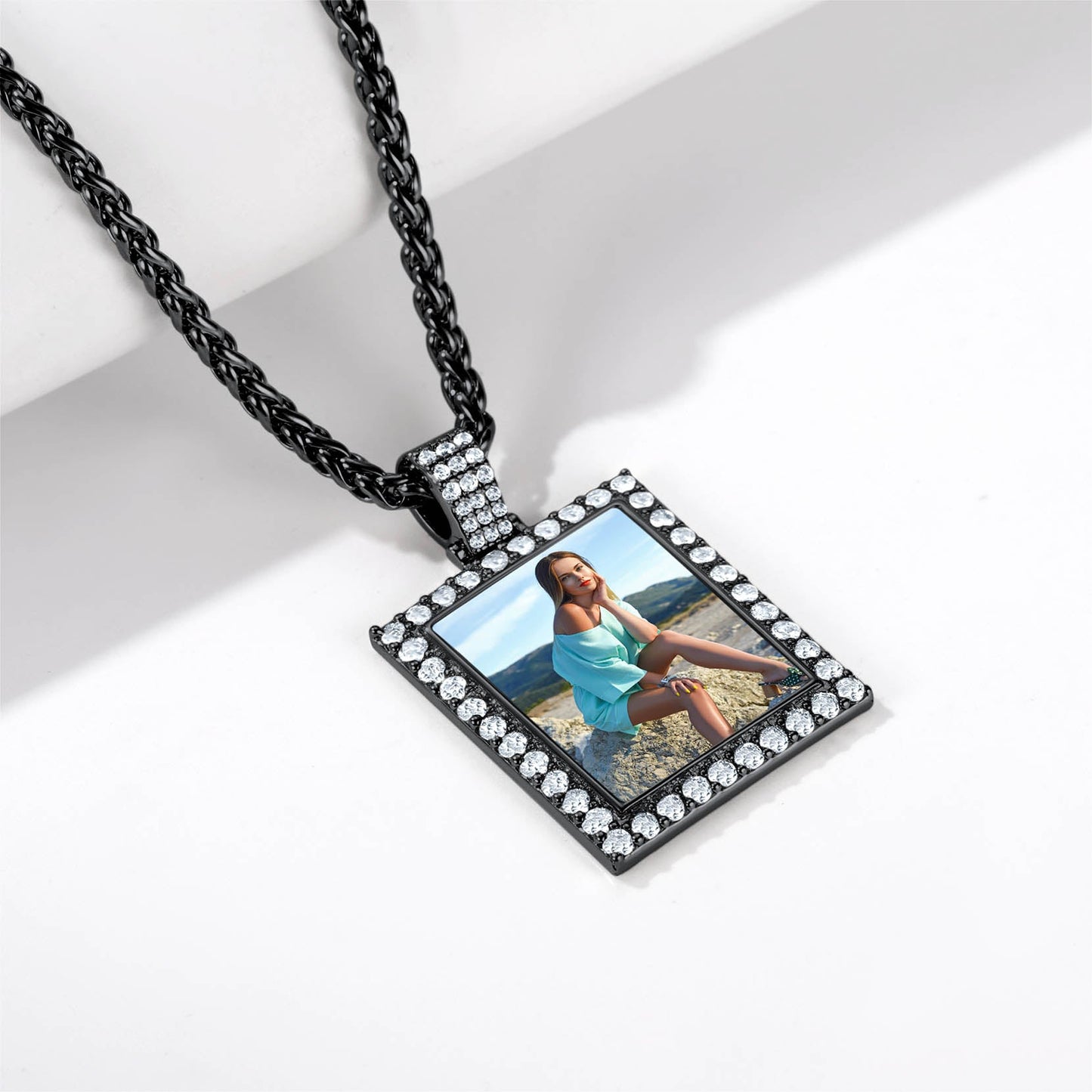 Customized Frame Picture Necklace Memorial Gift for