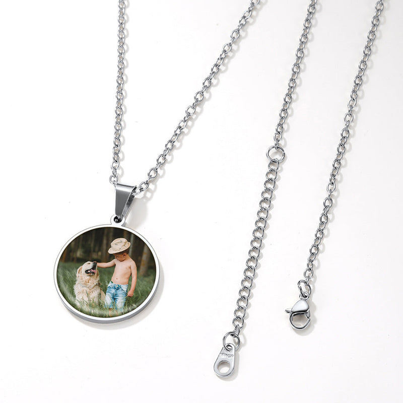 Customized Round Picture Necklace Memorial Gift for
