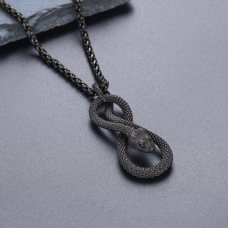 Gothic Eight Pythons Chain Armor Necklace for