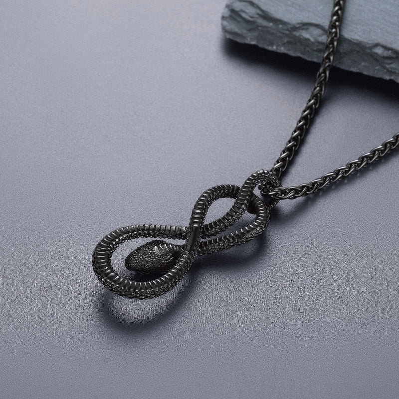 Gothic Eight Pythons Chain Armor Necklace for