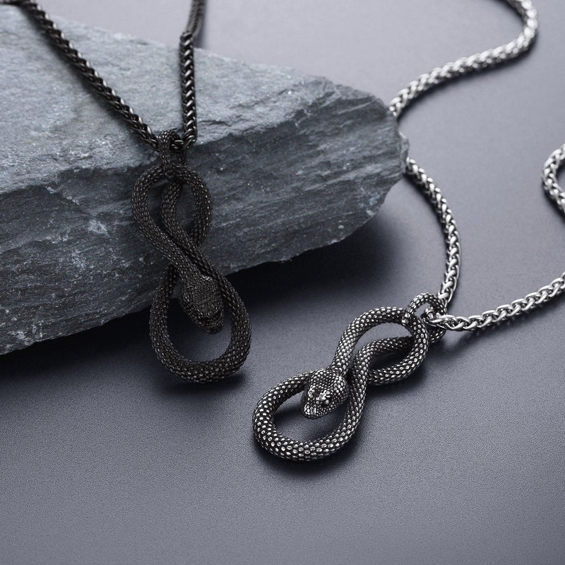 Gothic Eight Pythons Chain Armor Necklace for
