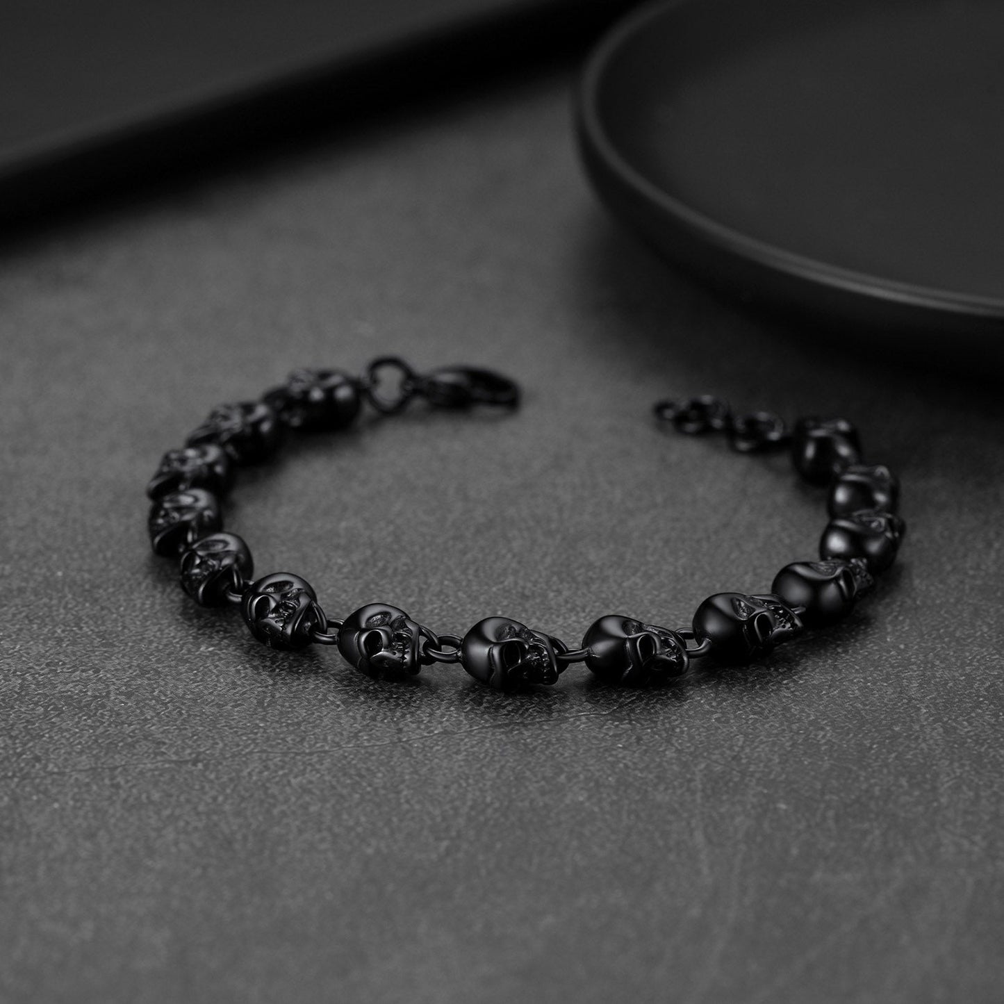 Gothic Linked Chain Skull Bracelet for