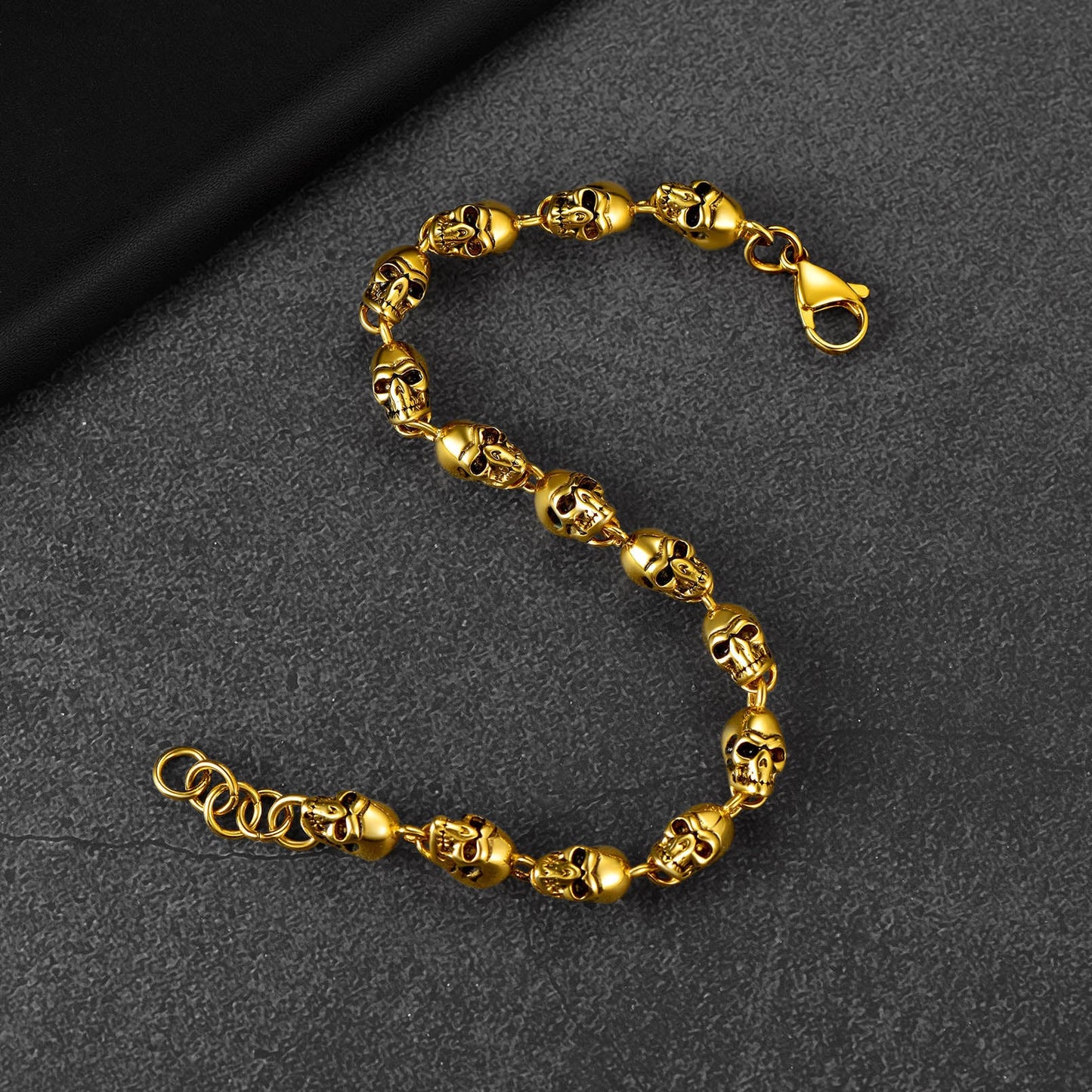 Gothic Linked Chain Skull Bracelet for