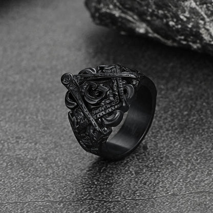 Masonic Freemason Master Engraved Signet Ring for