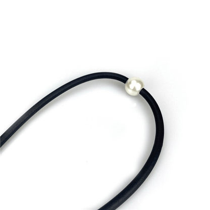 Black Round Pendant Necklaces With Alloy Beads / Accessories