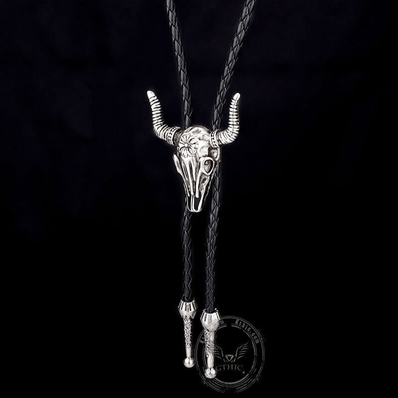 Bull Head Alloy Western Cowboy Bolo Tie