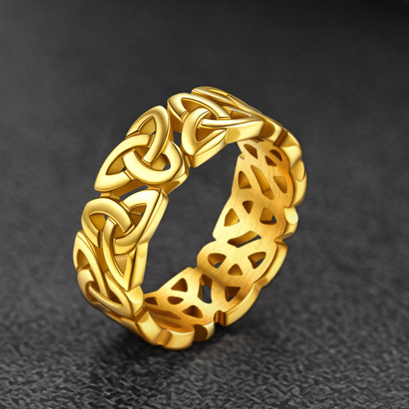 Irish Triquetra Celtic Knot Ring for