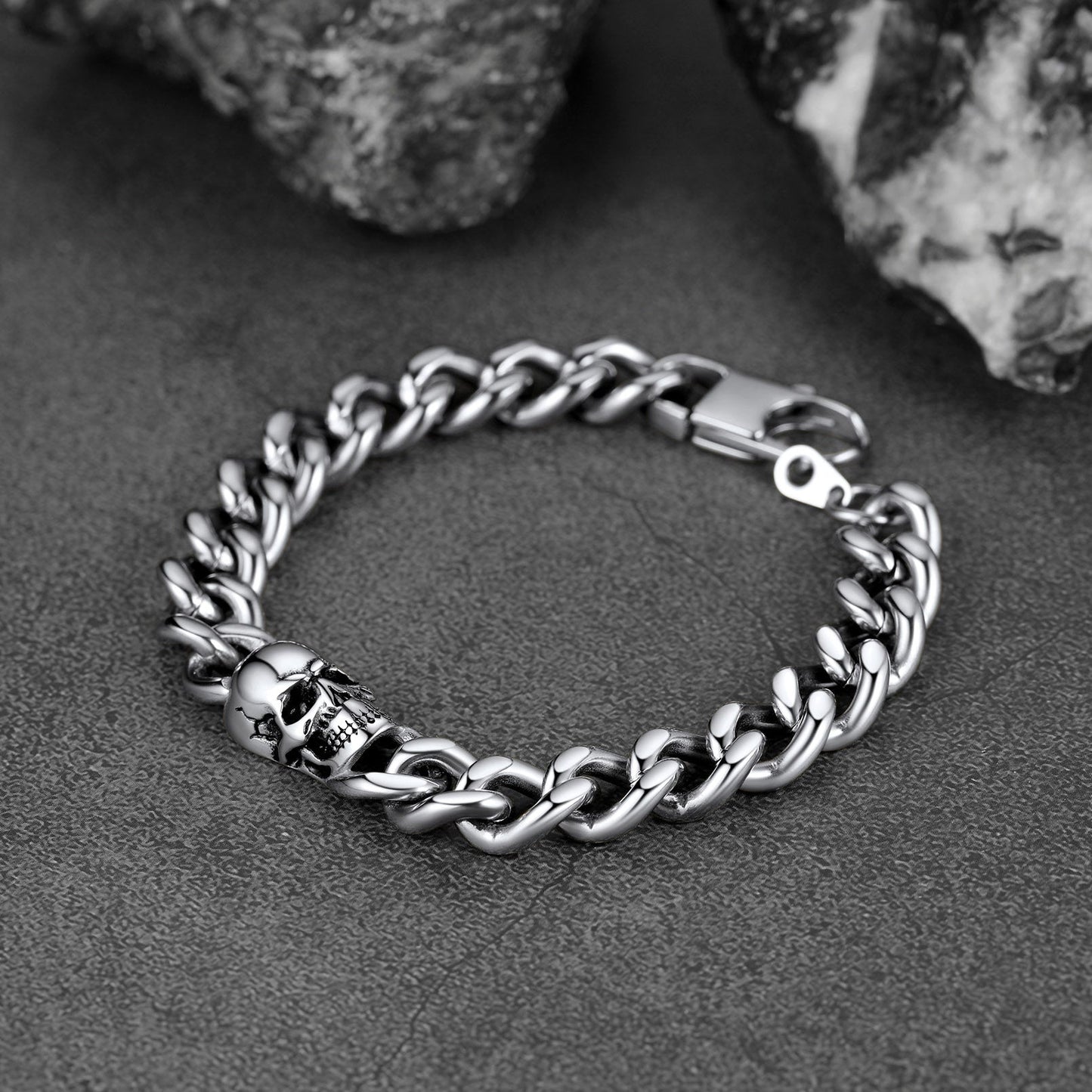 Gothic Heavy Cuban Chain Skull Bracelet for in Stainless Steel