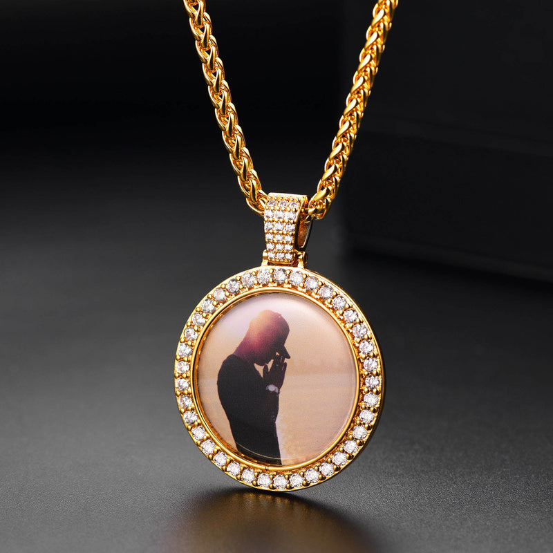 Customized Cubic Zircon Picture Circle Necklace Photo Pendant for