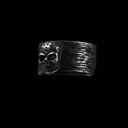 Gothic Skull Ring