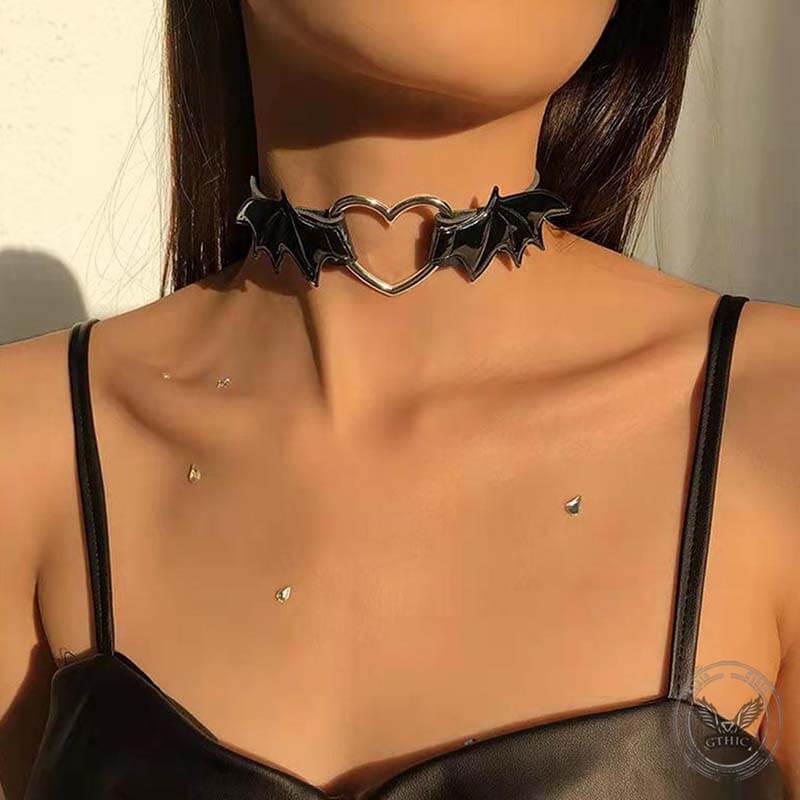 Gothic Heart Bat Wings Alloy Pu Leather Choker Necklace