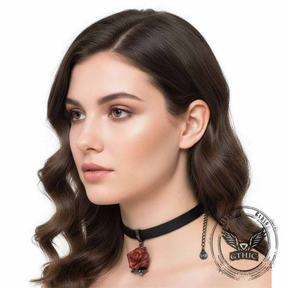 Gothic Wooden Rose Flower Design Alloy Choker Necklace