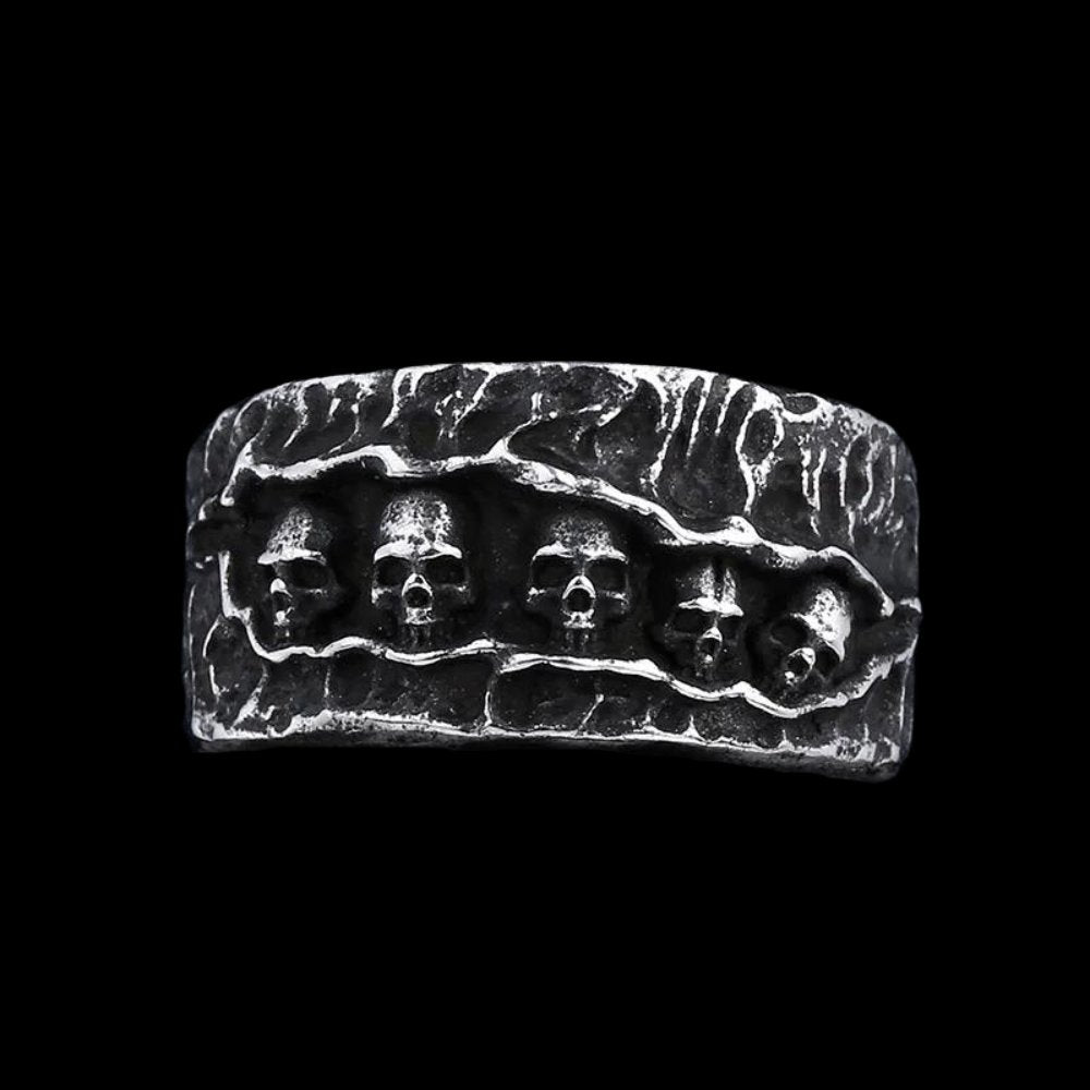 Opening Graves of the Dead Skull Ring