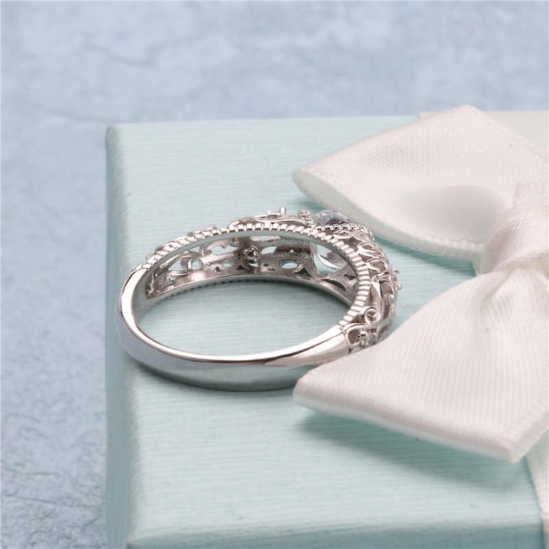 Winter Spells Crystal Ring